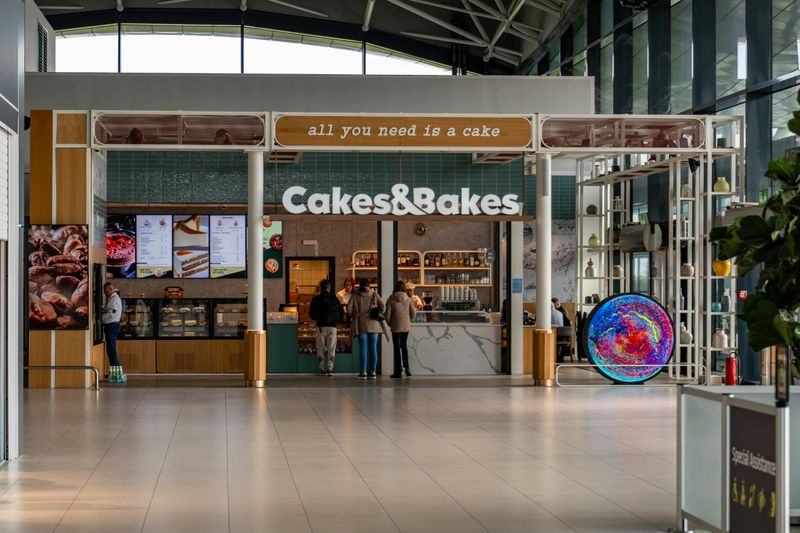 Airport Food and Drinks