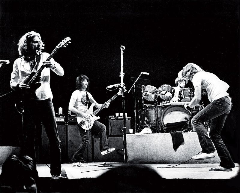 “Hotel California” – Eagles