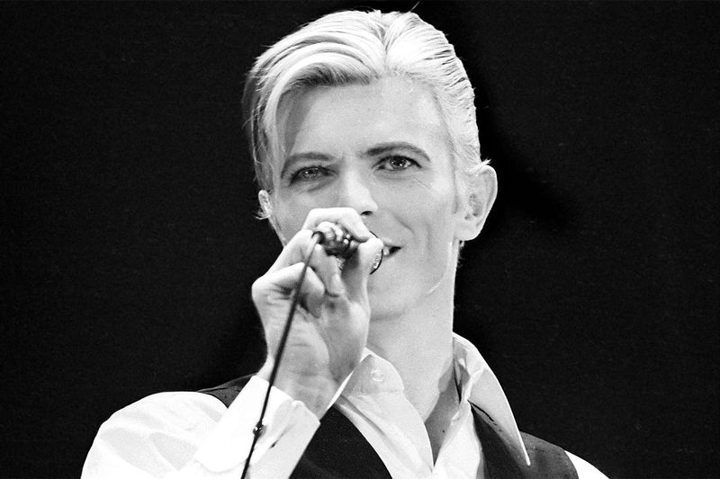 David Bowie – Never Let Me Down (1987)