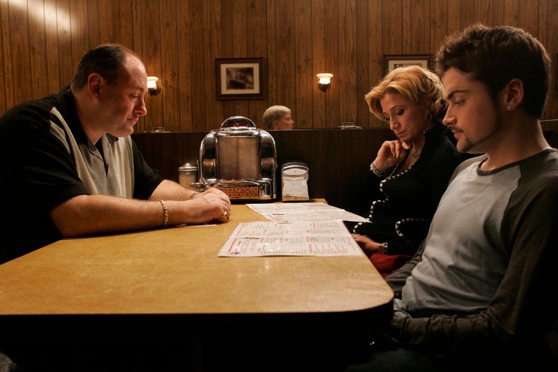 The Sopranos – Final Scene Cut to Black