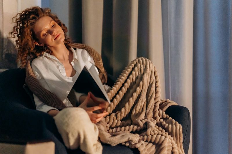 12 Daily Habits That Quiet the Anxious Mind