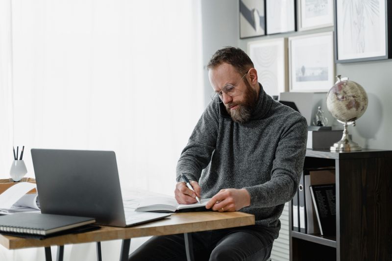 Negotiating Your Internet or Phone Bill Once a Year