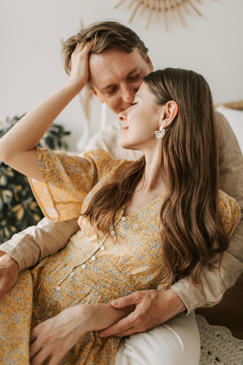 13 Undeniable Signs Your Husband Is Madly in Love With You