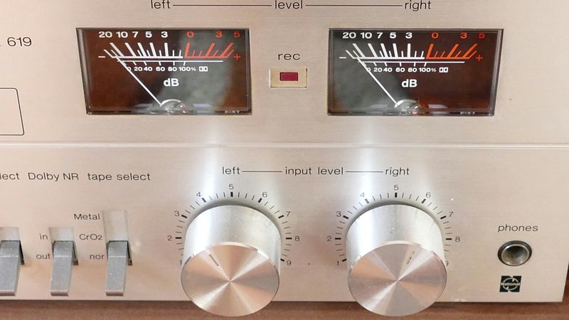 Hi-Fi Stereo System