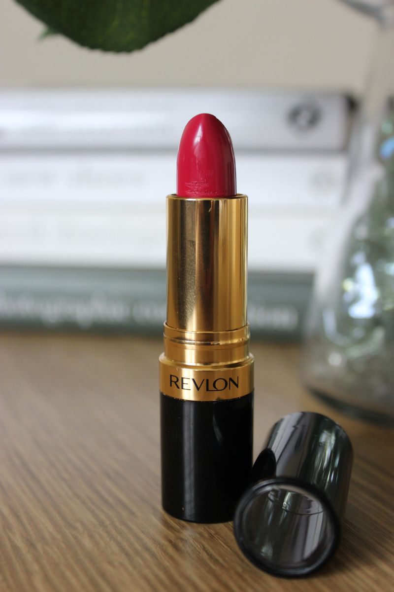 Revlon Lipstick – Cherries in the Snow