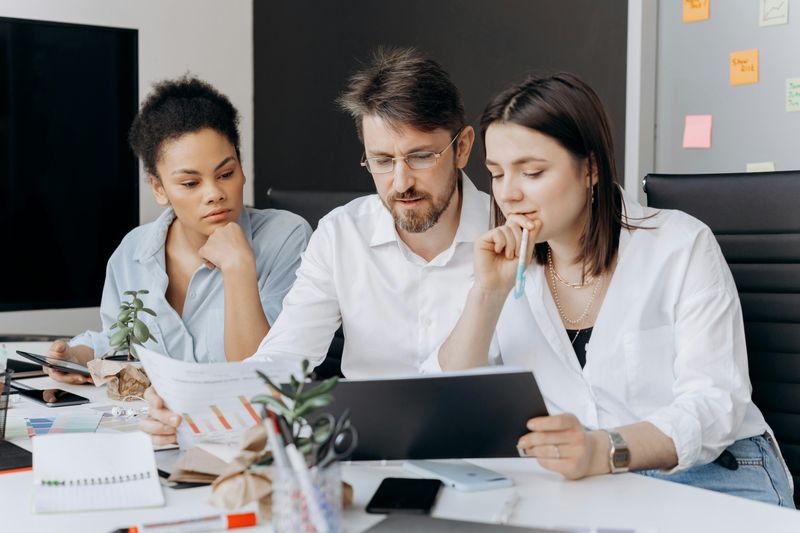 13 Underrated Jobs That Pay Way More Than You’d Expect