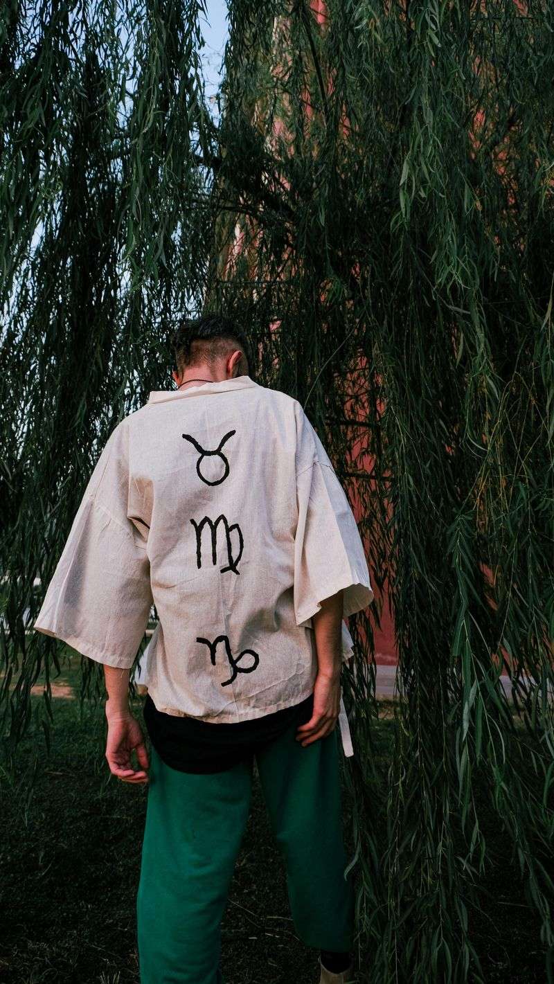 Practical Virgo and Unconventional Aquarius: The Reality Disconnect