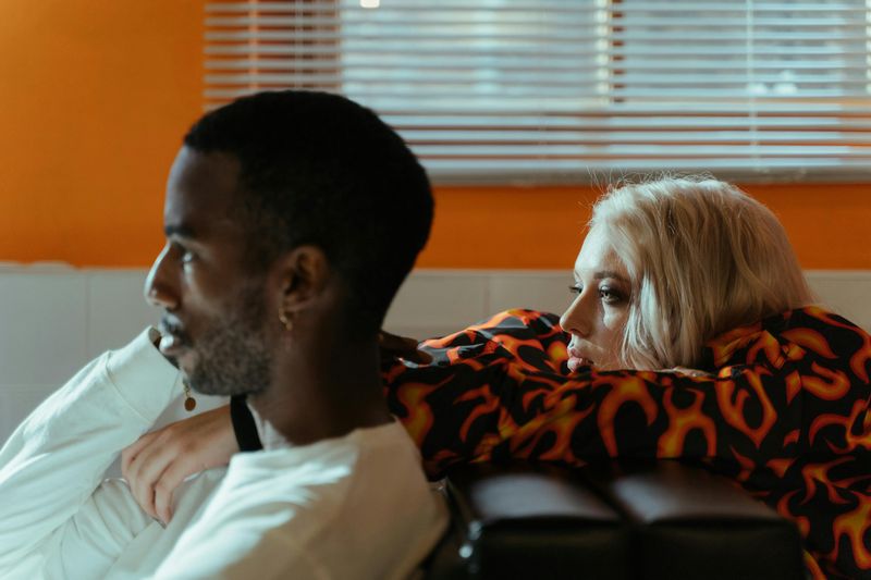 10 Reasons We're Drawn to Complex Relationships