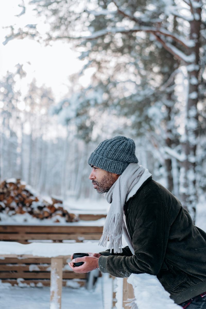 11 Things Men Do That Are Sometimes Misinterpreted as Toxic