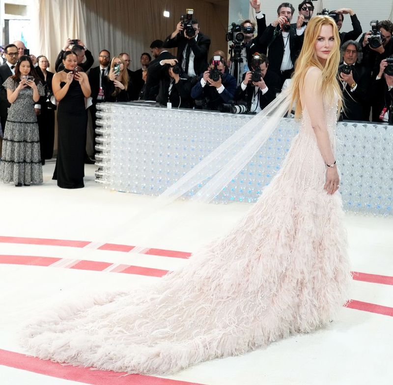 13 Tallest Hollywood Actresses Who Set the Standard for Elegance