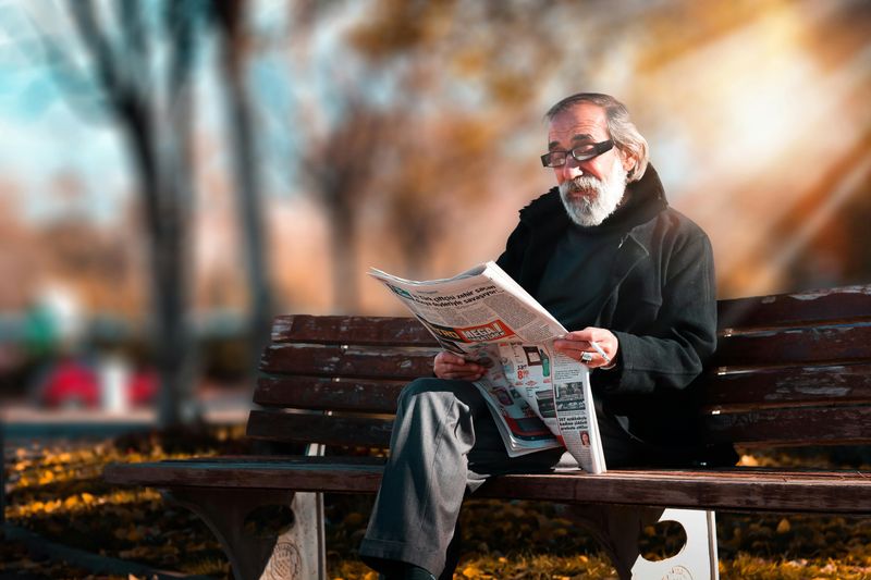 Living in a Social Bubble