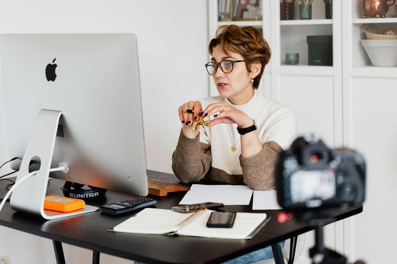 7 Simple Side Hustles You Can Start This Week