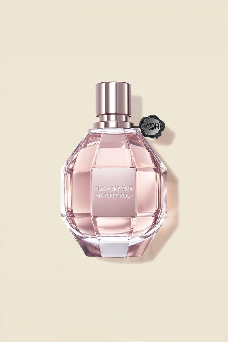 Viktor & Rolf Flowerbomb - Explosive Femininity