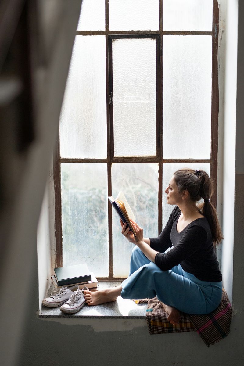 11 Ways to Romanticize Your Alone Time