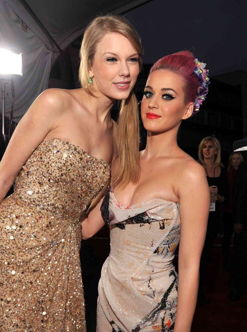 Taylor Swift & Katy Perry