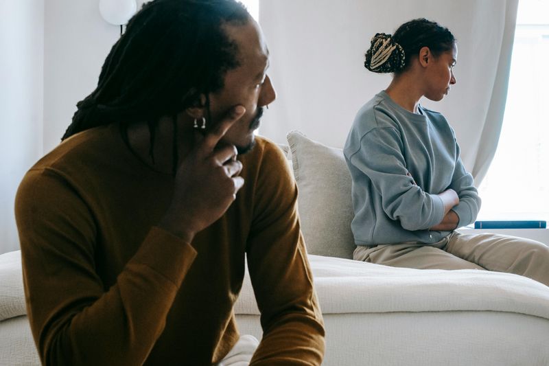 5 Twisted Versions of the Love Languages That Narcissists Use Against You