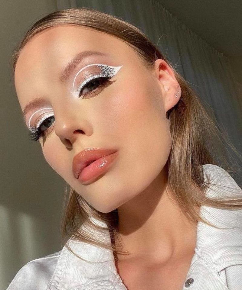 Floating Eyeliner