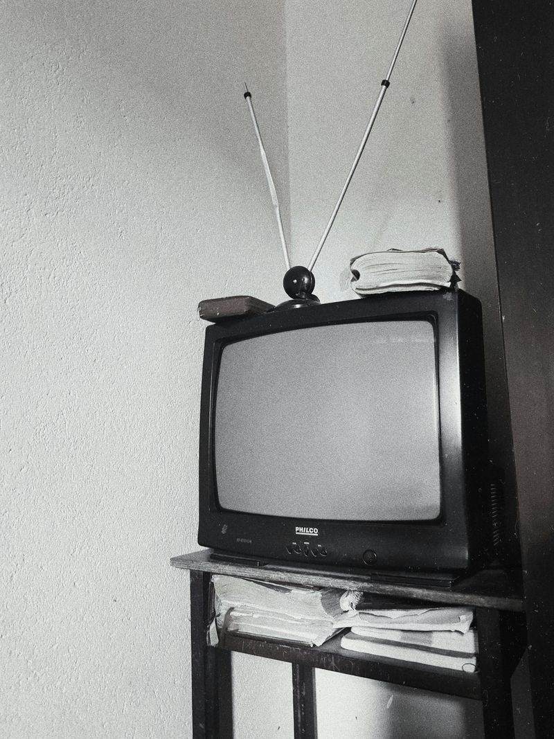 TV Antennas and “Rabbit Ears”
