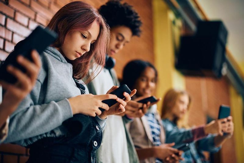 Keeping Your Phone Out of Sight During Conversations