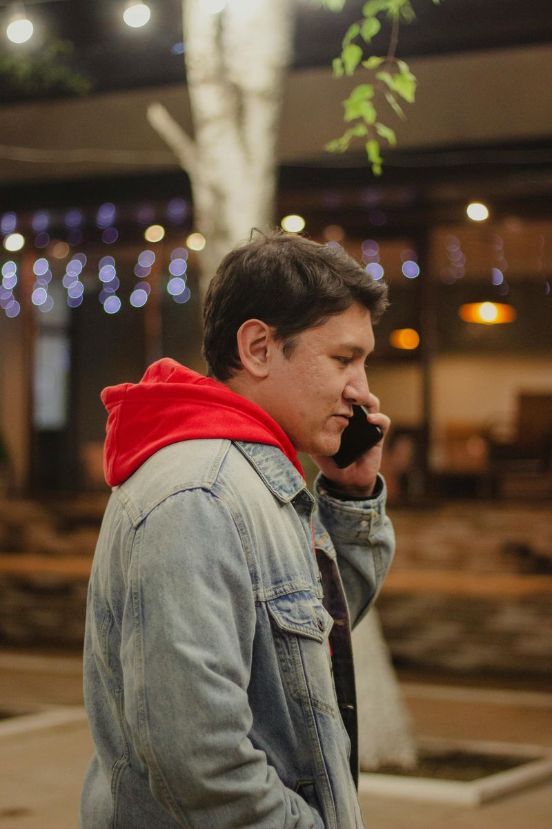 The “availability” test (late-night invites, vague hangouts)