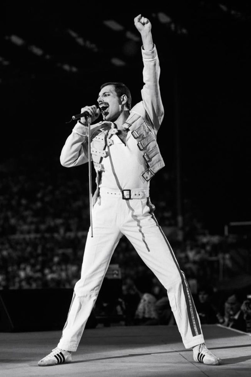 “Bohemian Rhapsody” – Queen