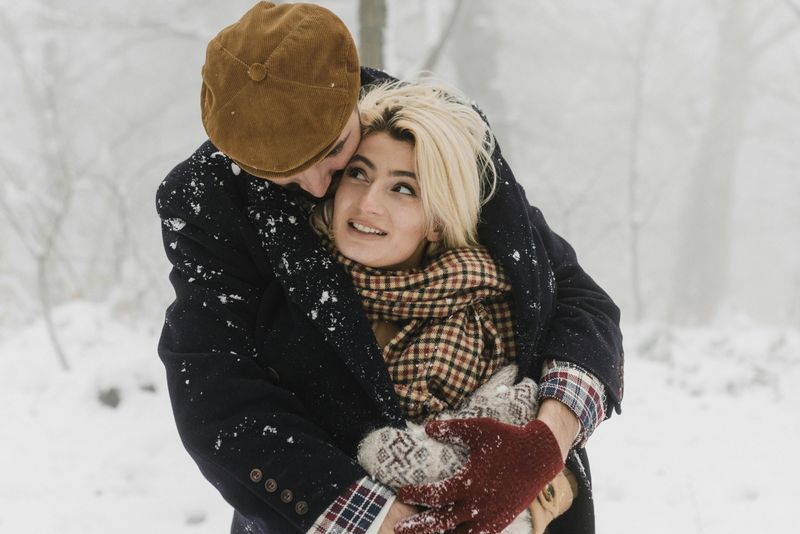Hot and Cold Behavior Keeps You Guessing