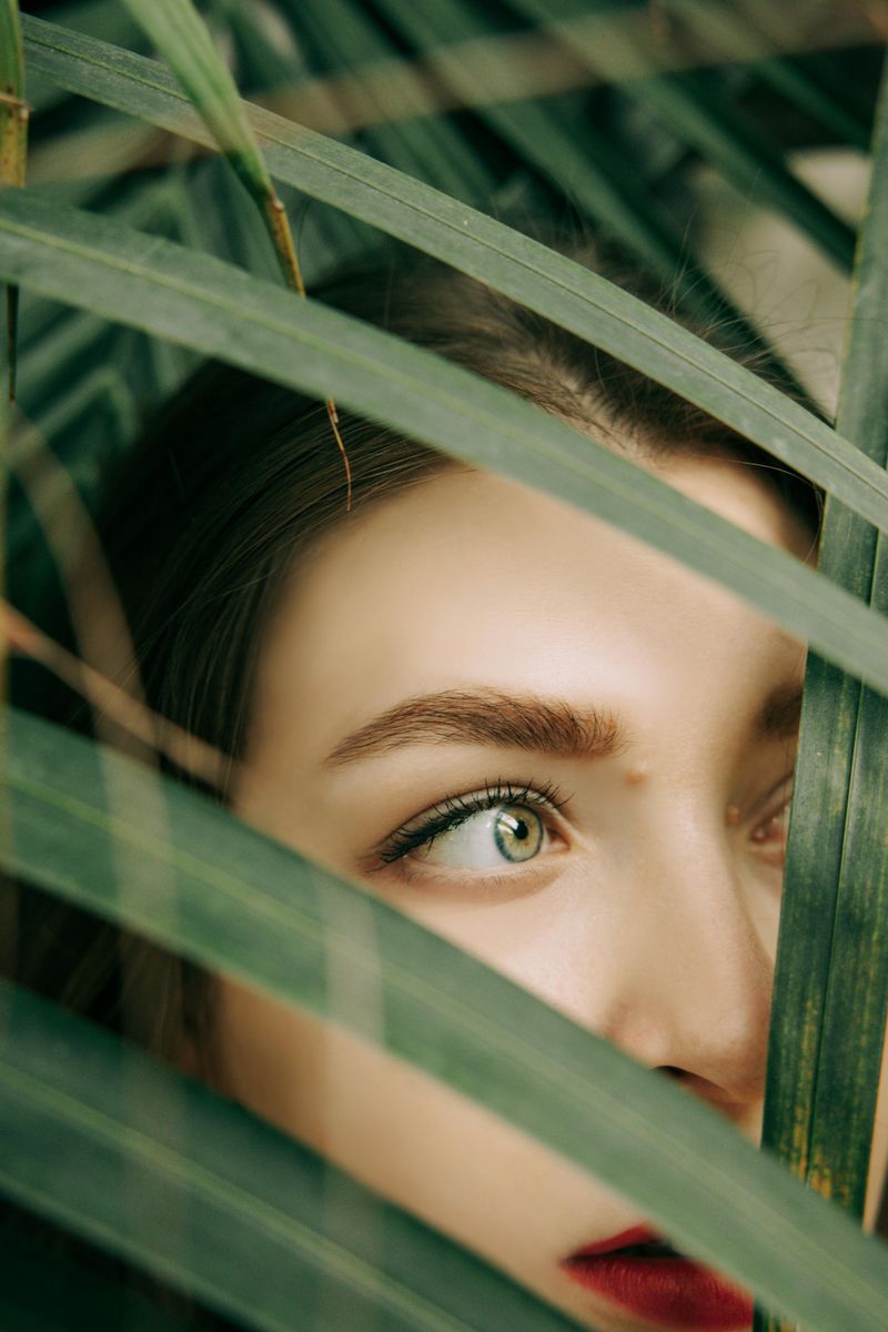 Avoiding Eye Contact