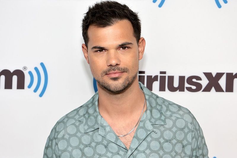 Taylor Lautner