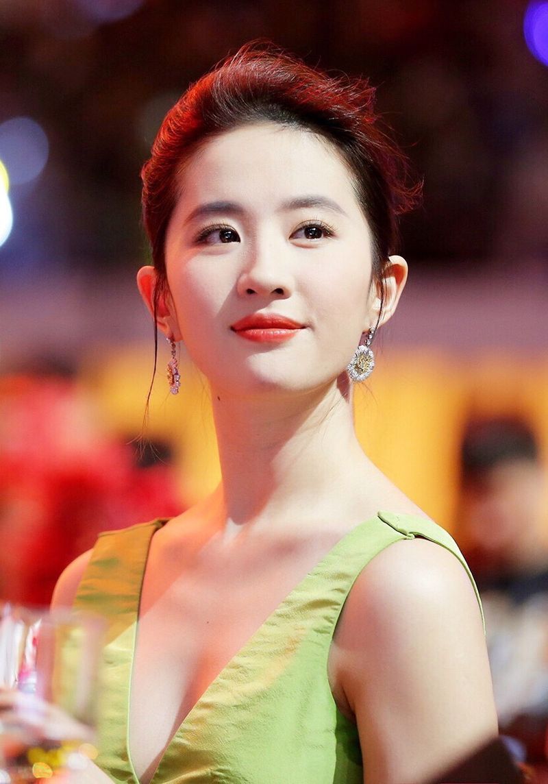 5. Mulan (2020)