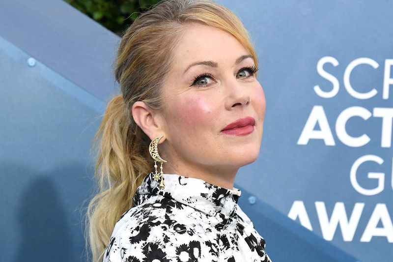 Christina Applegate (Multiple sclerosis)