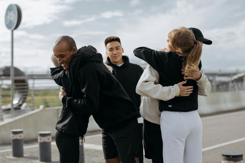 They Surround Themselves with Supportive People