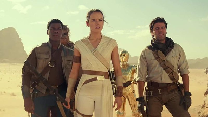 The Rise of Skywalker: The Dead Speak!
