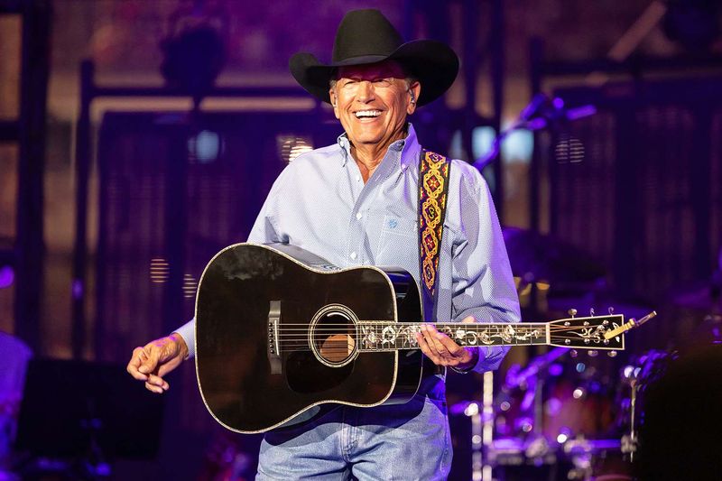 “Amarillo by Morning” – George Strait (1982)