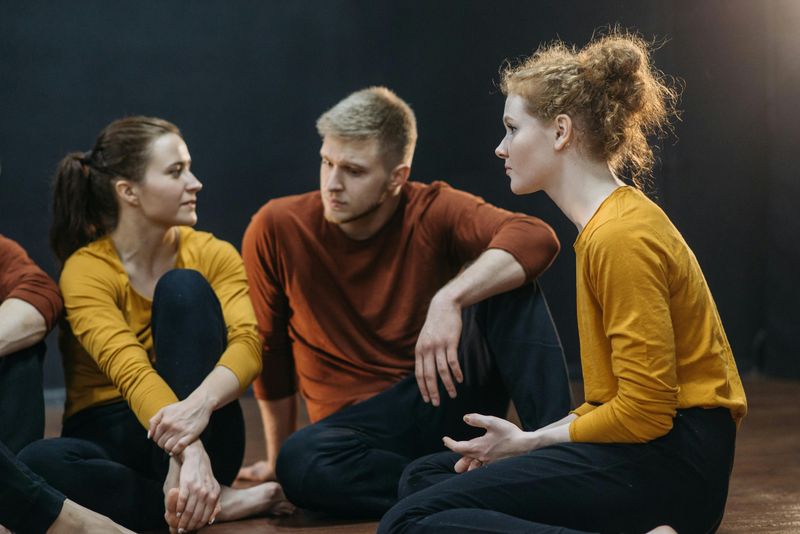 Active Listening Without Interrupting