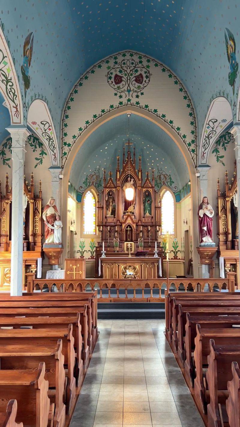 Making a Day of the Painted Churches