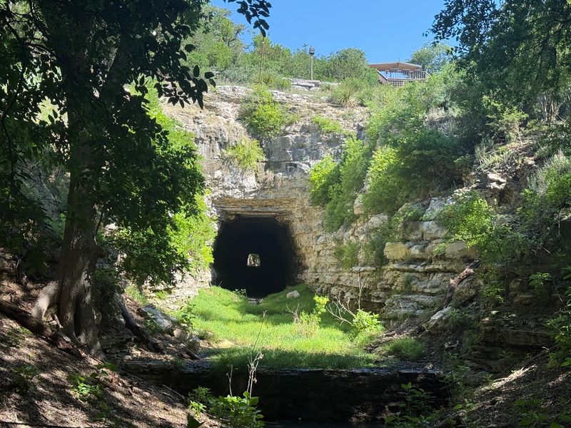 A Hill Country Hideaway Near Fredericksburg