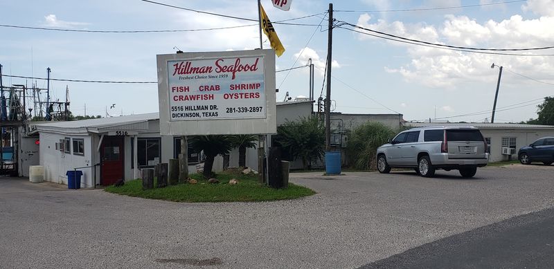 A No-Frills Fish House on Hillman Drive