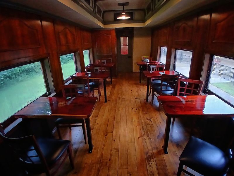 Meals That Move With the Scenery