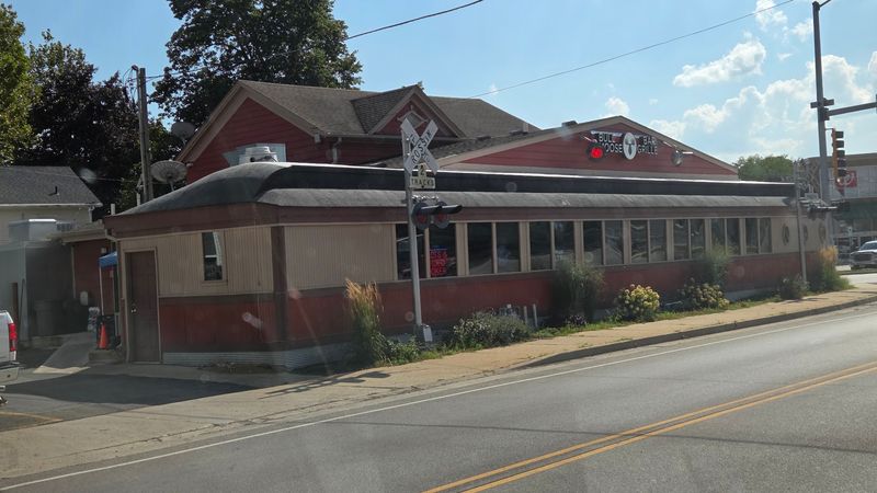 A Main Street Storefront With a Secret Inside