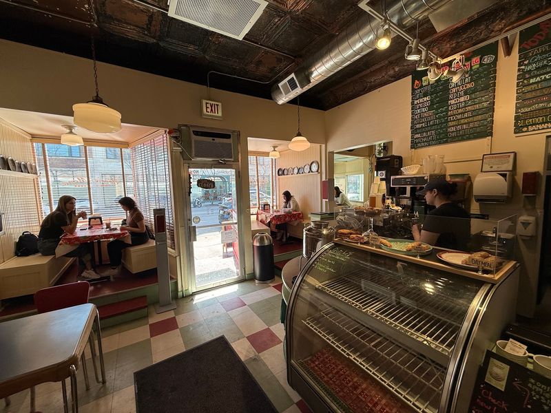Vintage Decor and Friendly Faces