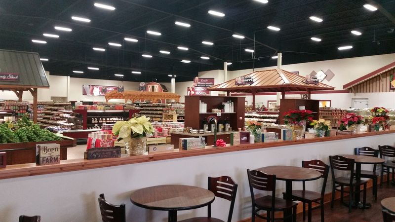 Lunch Comes Loaded At The Country Cookin Cafe