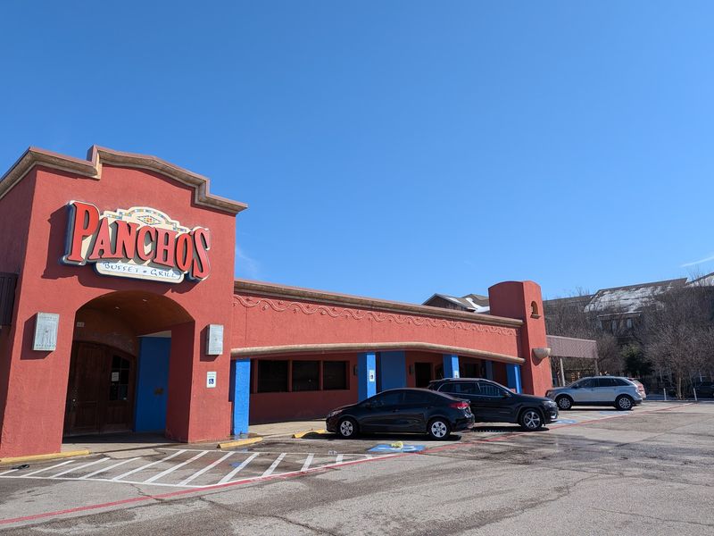 A Strip Mall Survivor on Gus Thomasson Road