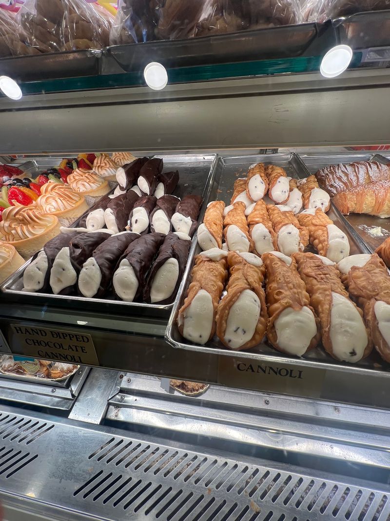 A Little Italy Corner Where The Cannoli Never Stopped