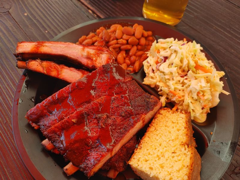A Smokehouse Worth the Extra Lap