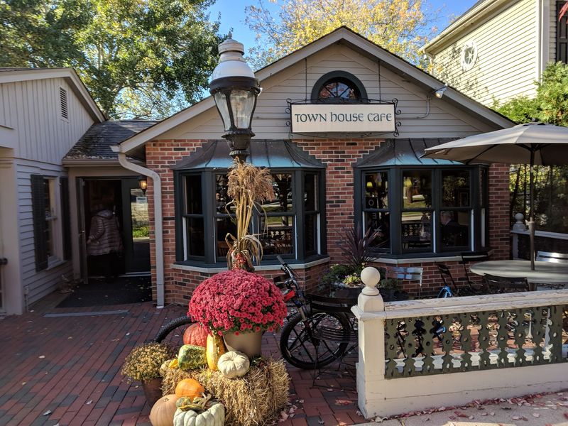 Why the Drive to St. Charles Pays Off