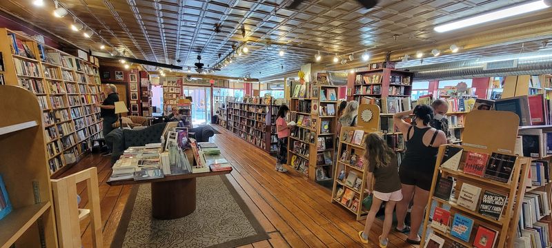Inquiring Mind Bookstore & Cafe