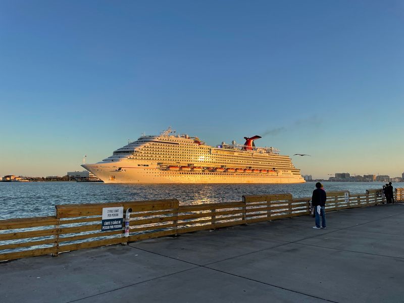 Front-Row Seats to Passing Ships