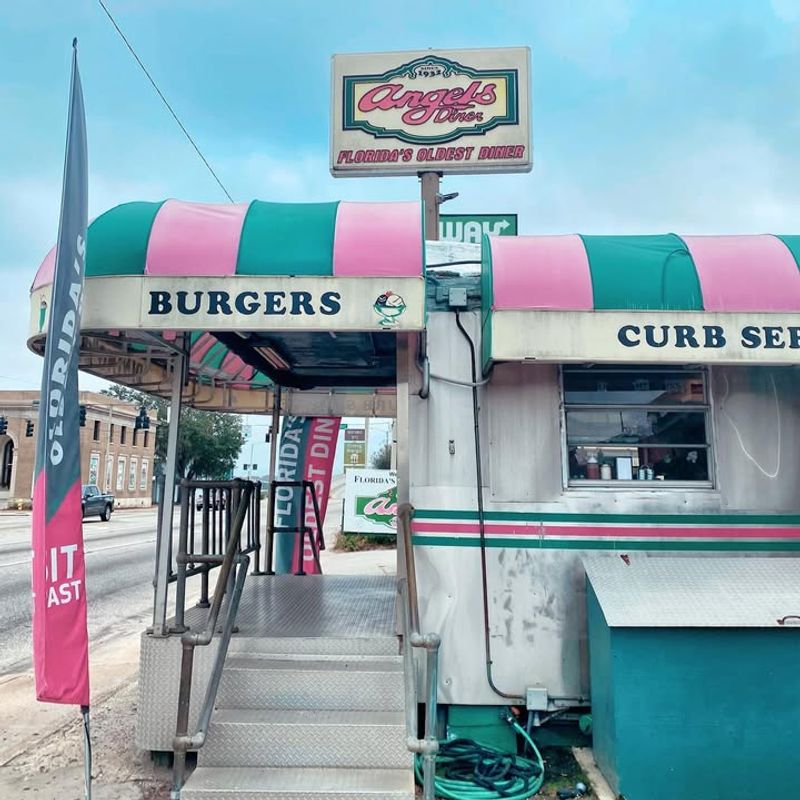 Angel's Dining Car – Palatka, FL