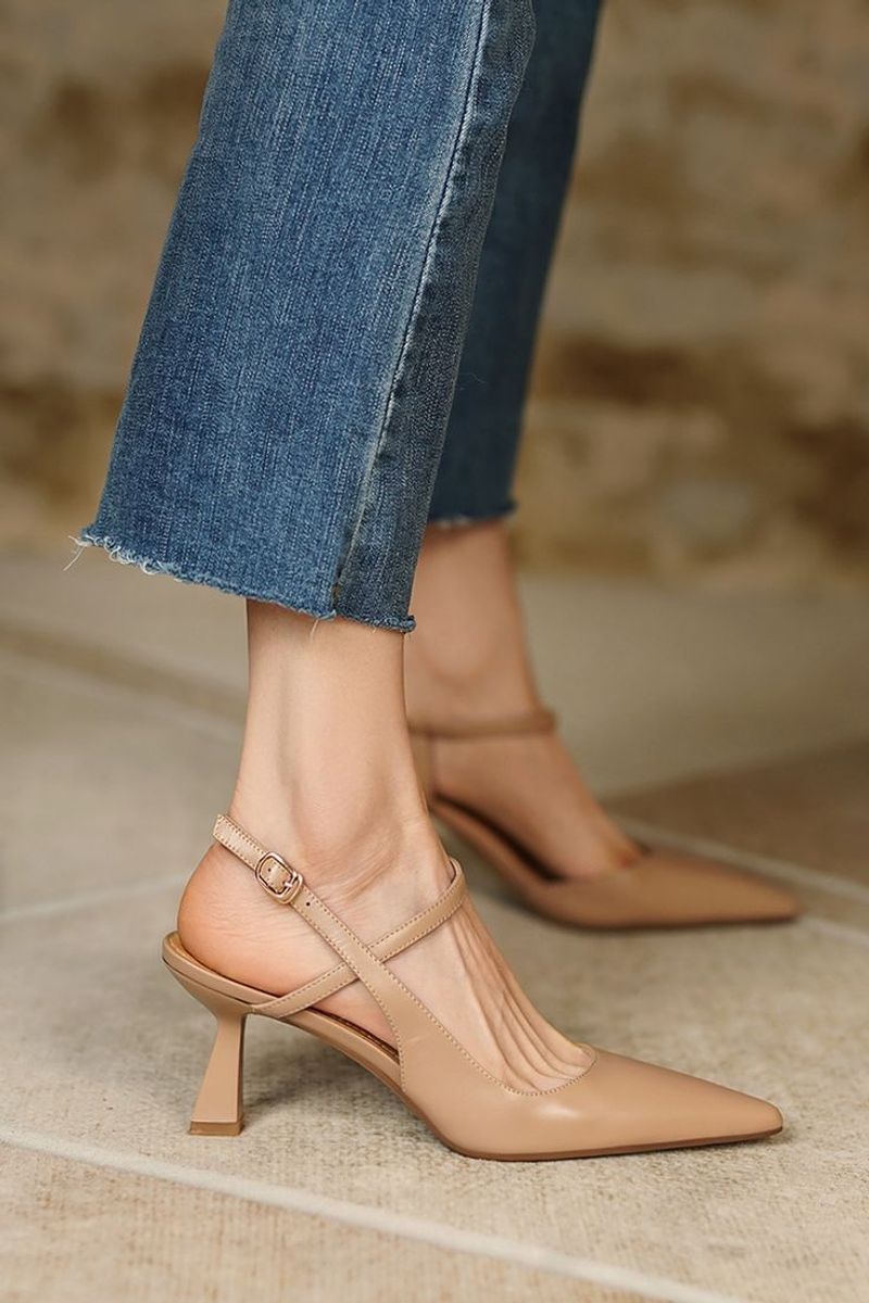 9 Office High Heels That Will Keep You Looking Trendy