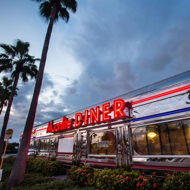 Moonlite Diner – Fort Lauderdale, FL